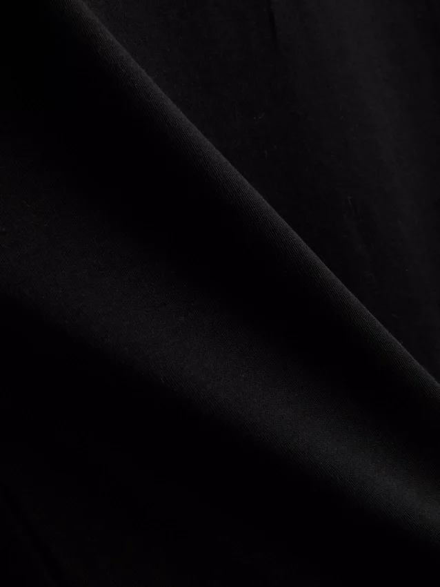 Camiseta corta sin mangas con hombreras