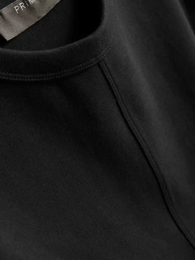 Camiseta cuadrada con detalles en las costuras, con alto contenido de algodón