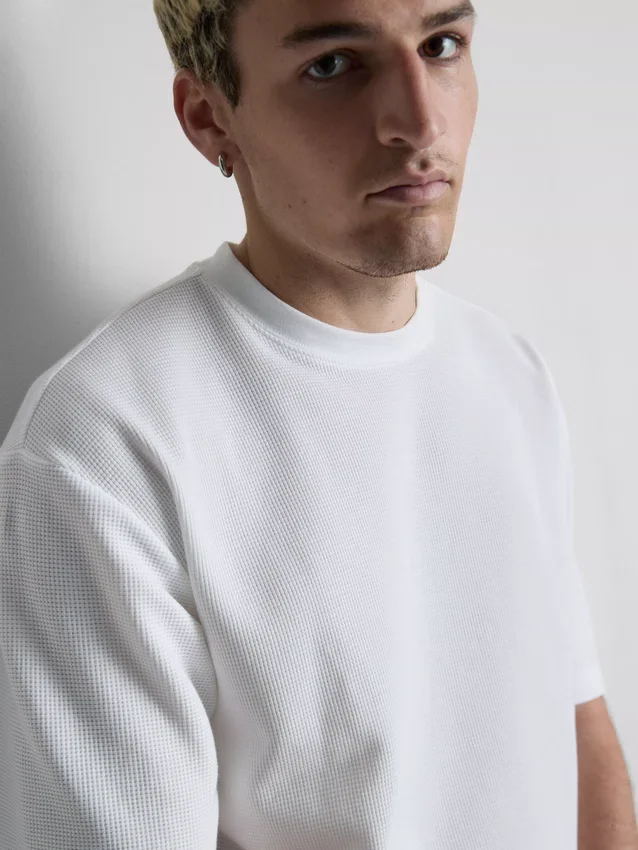 Camiseta cuadrada con textura