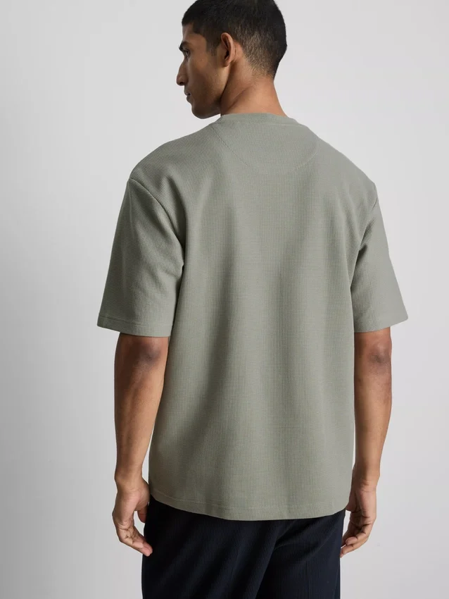 Camiseta cuadrada con textura