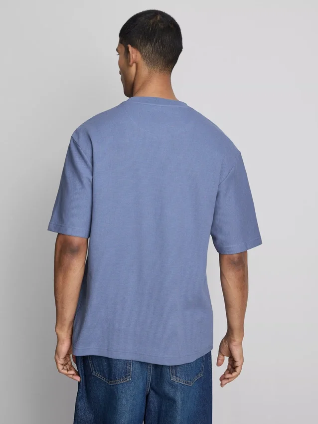 Camiseta cuadrada con textura