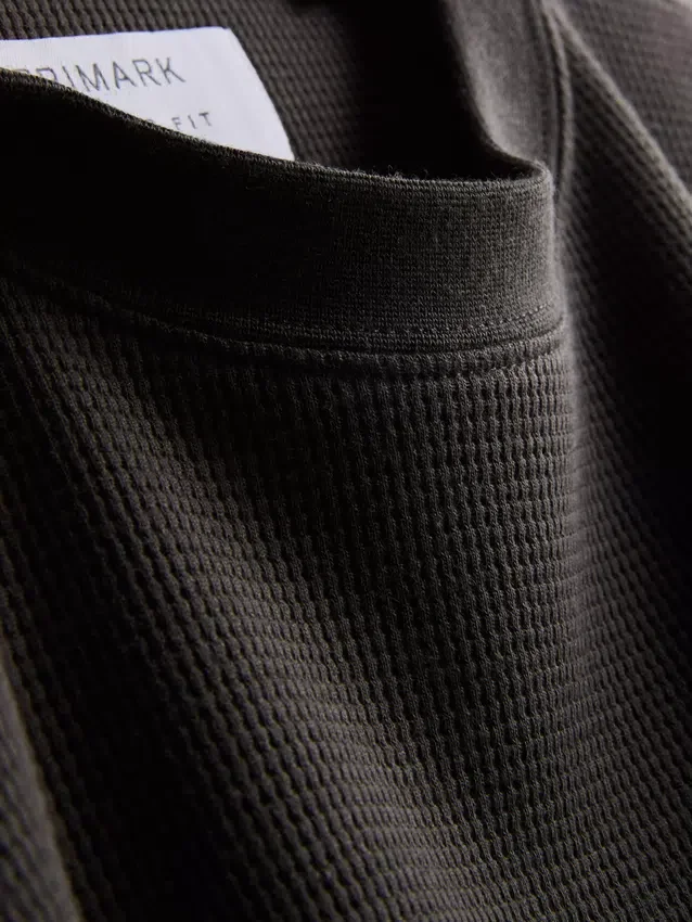 Camiseta cuadrada con textura