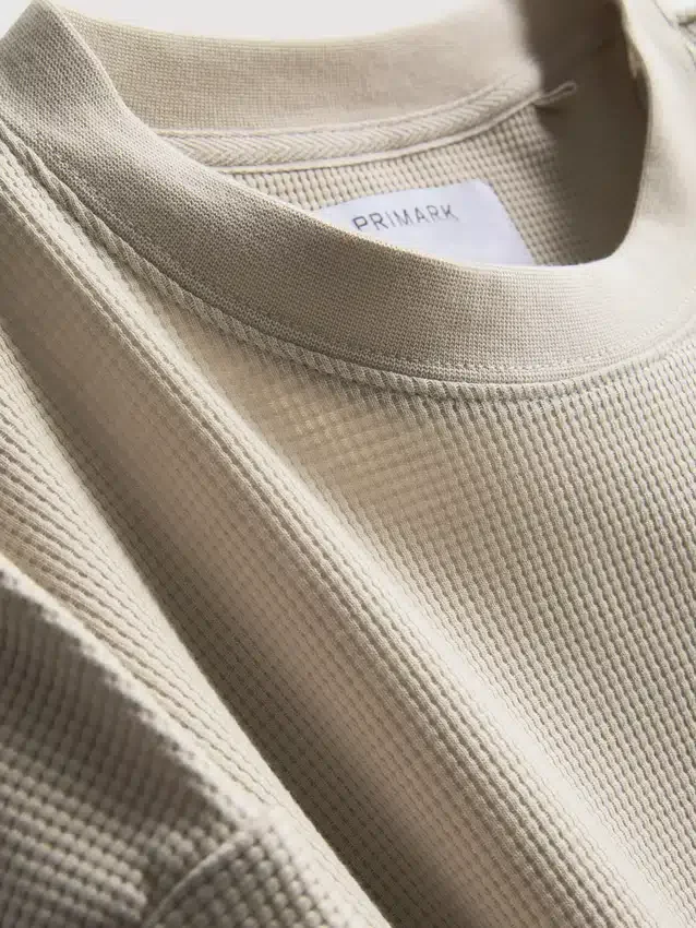 Camiseta cuadrada con textura