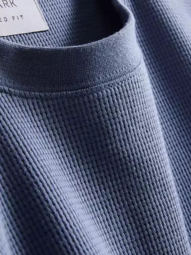 Camiseta cuadrada con textura