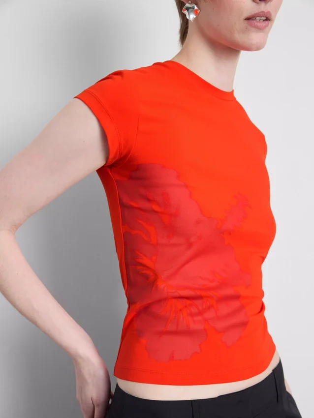 Camiseta de algodón con estampado floral