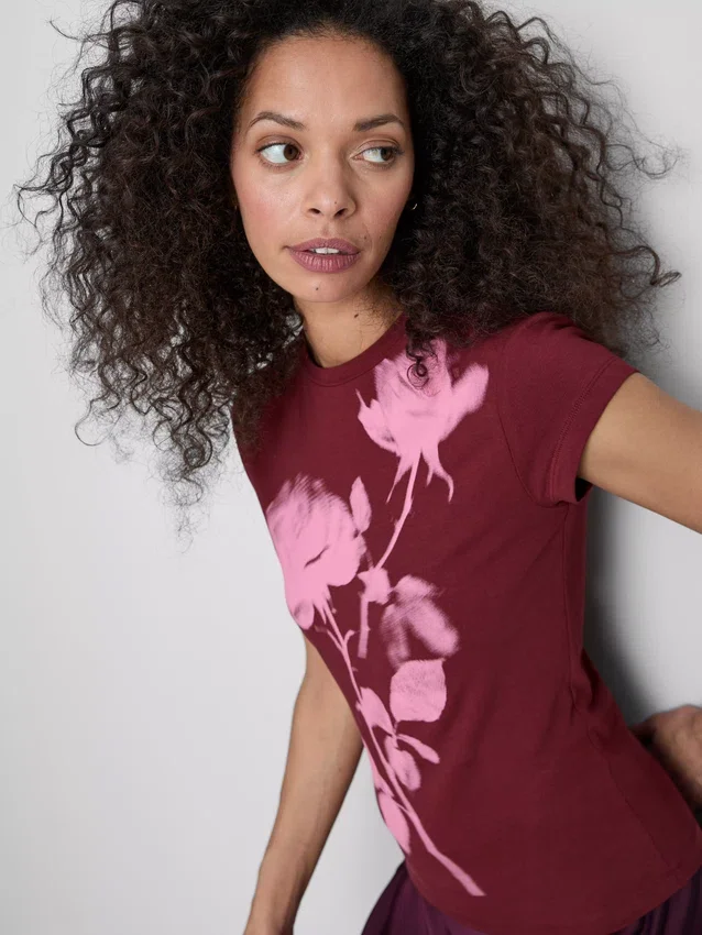 Camiseta de algodón con estampado floral