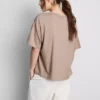 Camiseta de algodón de corte recto con cuello redondo