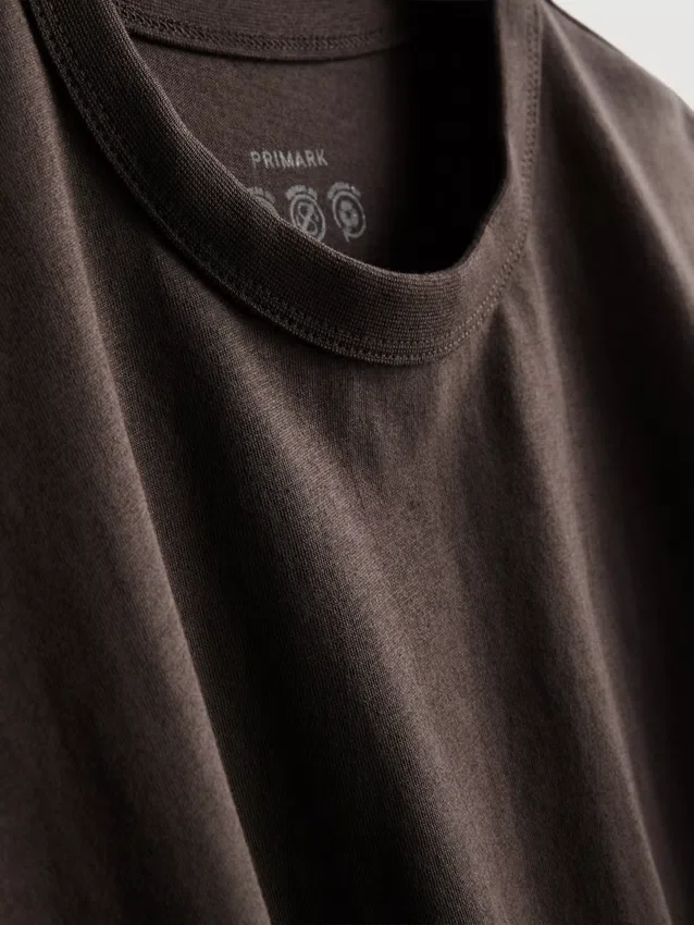 Camiseta de algodón de corte recto con cuello redondo