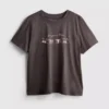 Camiseta de algodón de manga corta con diseño gráfico en pantalones cortos