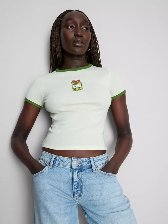 Camiseta de bebé de algodón estampada con cuello anillado