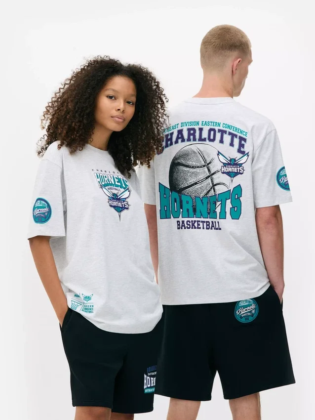 Camiseta de los Charlotte Hornets de la NBA