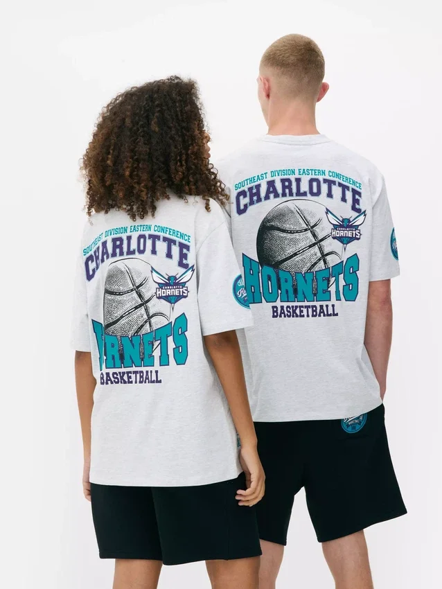 Camiseta de los Charlotte Hornets de la NBA