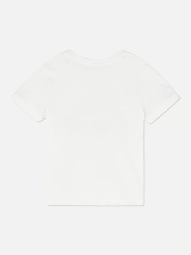 Camiseta de manga corta con diseño gráfico