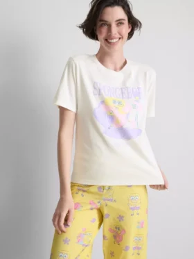 Camiseta de pijama con diseño gráfico de Bob Esponja