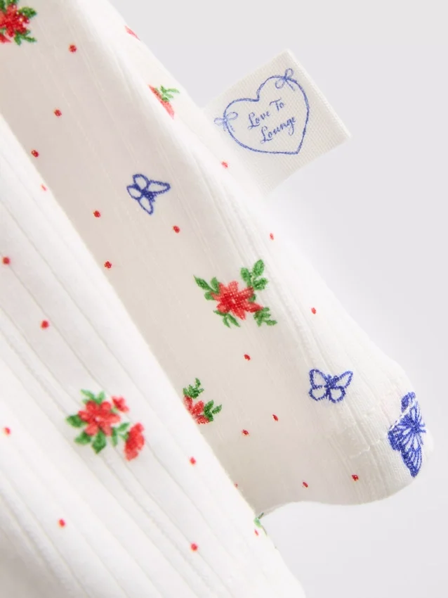 Camiseta de pijama con estampado de mariposas y tejido acanalado