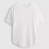 Camiseta deportiva con dobladillo curvo
