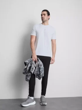 Camiseta deportiva de manga corta