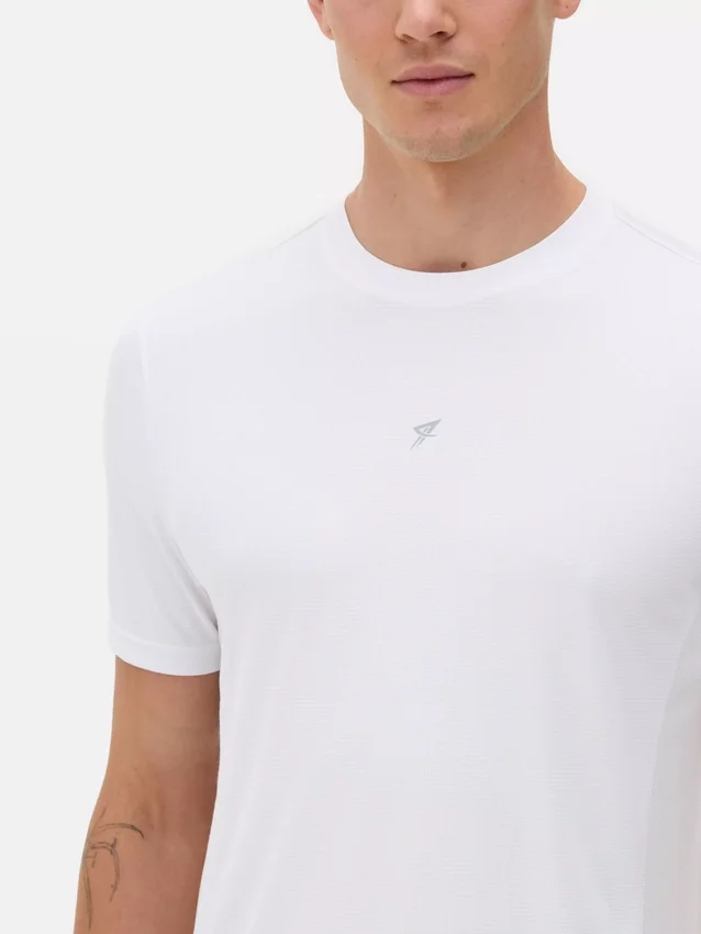 Camiseta deportiva de manga corta