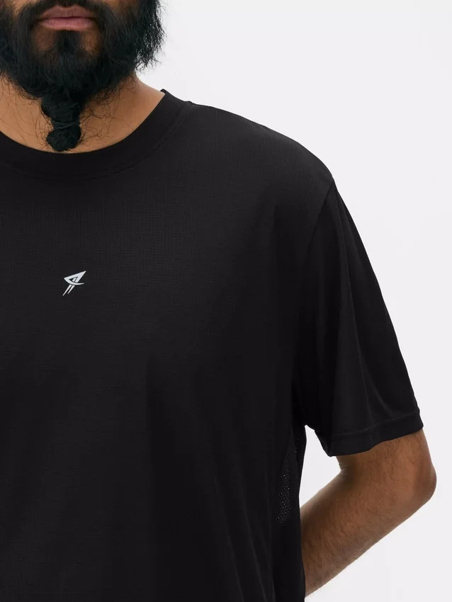 Camiseta deportiva de manga corta
