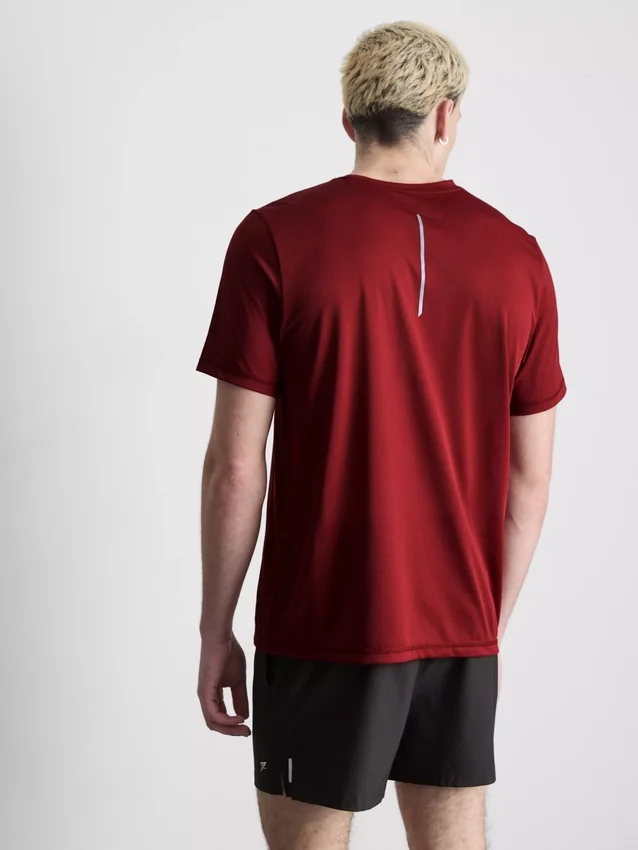Camiseta deportiva de manga corta