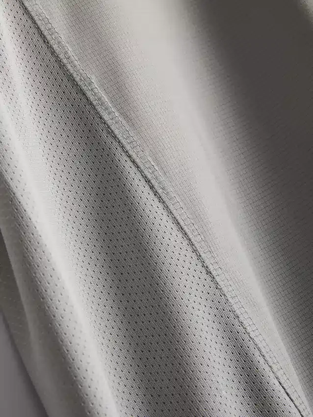 Camiseta deportiva de manga corta