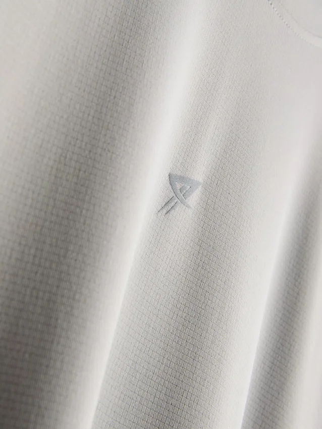 Camiseta deportiva de manga corta
