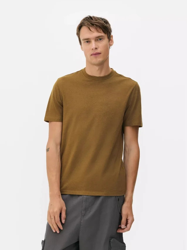 Camiseta elástica de corte ajustado