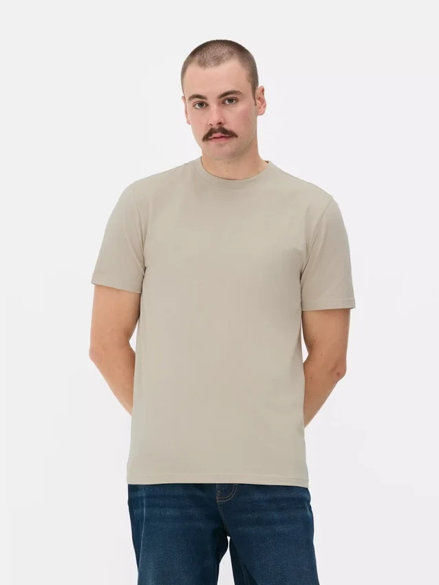 Camiseta elástica de corte ajustado