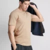 Camiseta elástica de corte ajustado
