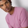 Camiseta elástica de corte ajustado