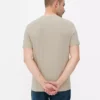 Camiseta elástica de corte ajustado