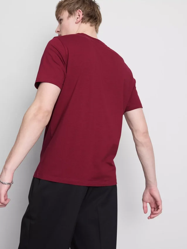 Camiseta elástica de corte ajustado