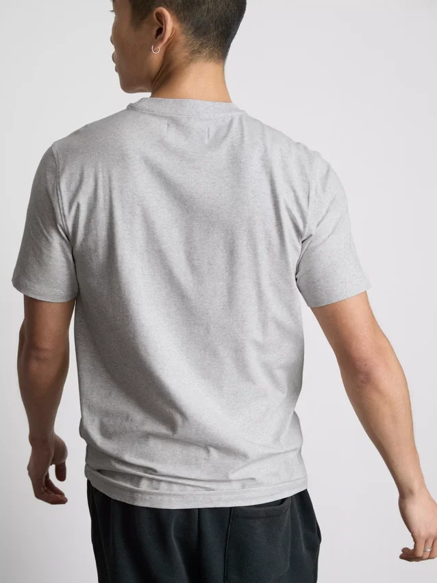 Camiseta elástica de corte ajustado