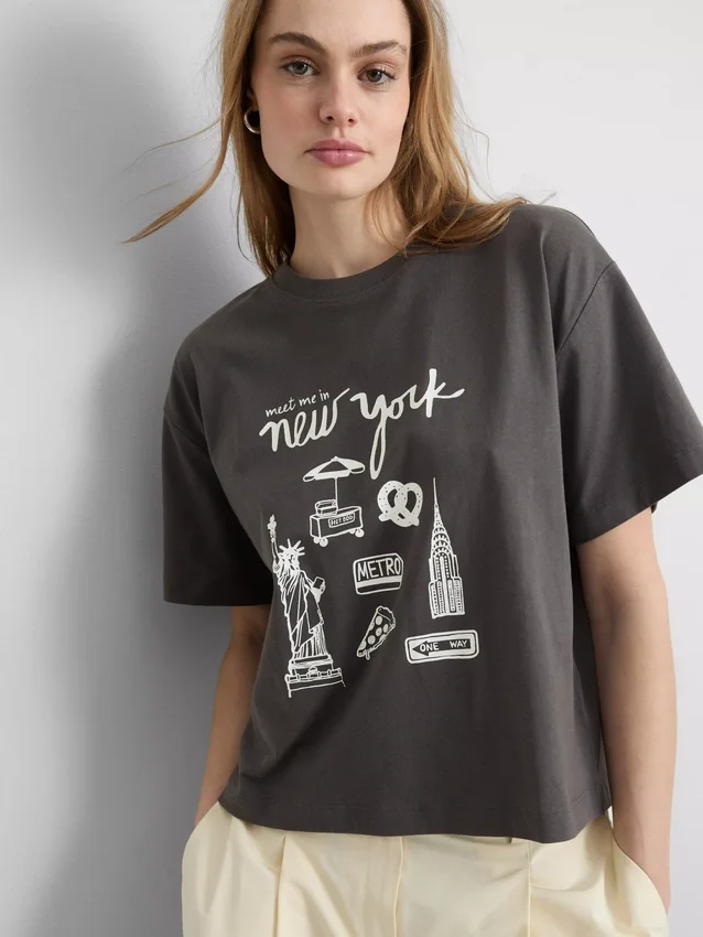 Camiseta gráfica de algodón de corte recto