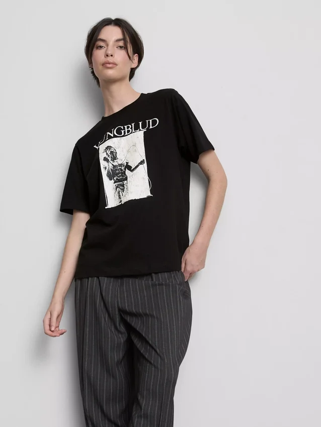Camiseta gráfica de manga corta de Yungblud
