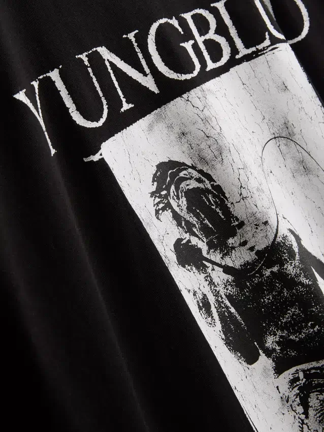 Camiseta gráfica de manga corta de Yungblud