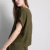 Camiseta holgada de cuello redondo con ventilación