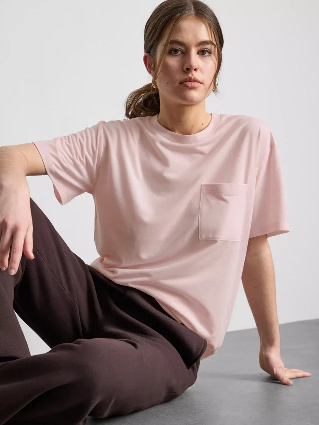 Camiseta larga de cuello redondo
