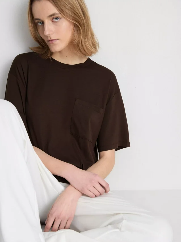 Camiseta larga de cuello redondo