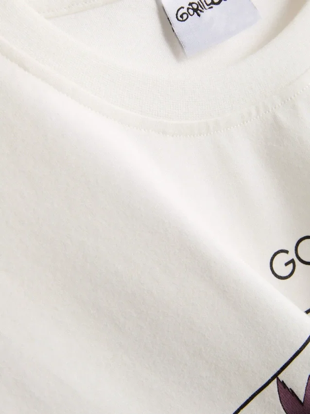 Camiseta musical holgada con diseño de Gorillaz