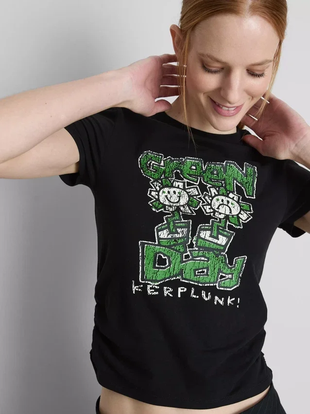 Camiseta para bebé con fruncidos «Green Day», con alto porcentaje de algodón