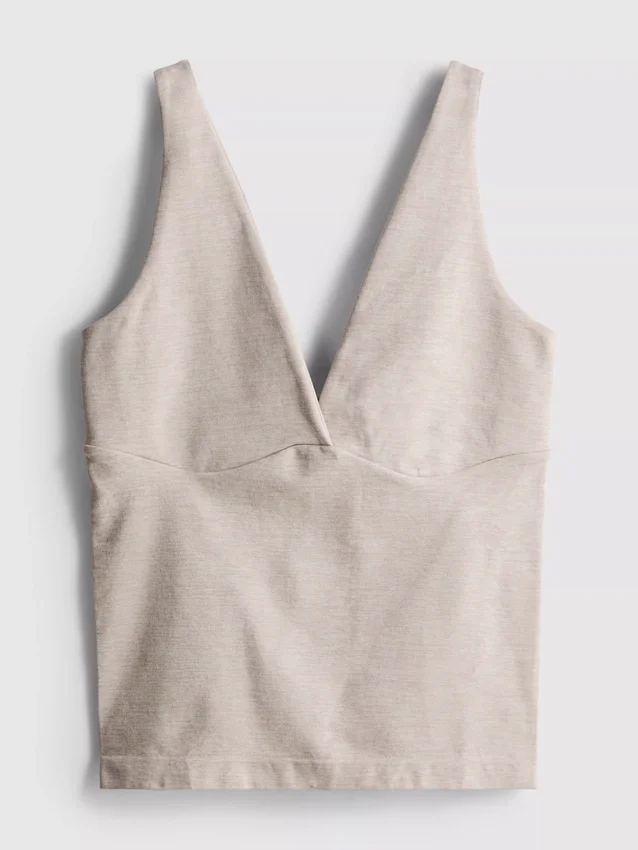 Camiseta sin costuras con cuello en V
