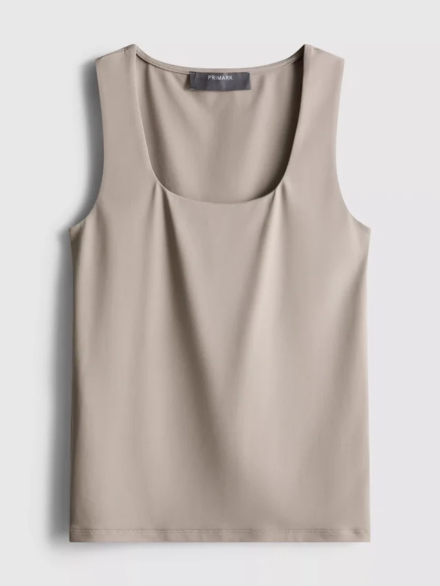 Camiseta sin mangas con cuello cuadrado