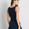 Camiseta sin mangas con cuello redondo