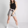 Camiseta sin mangas con espalda en forma de «U» y tejido acanalado, con alto contenido de algodón