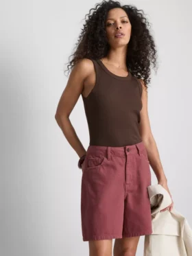 Camiseta sin mangas con espalda en forma de «U» y tejido acanalado con alto contenido de algodón
