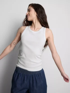 Camiseta sin mangas con espalda en forma de «U» y tejido acanalado, con alto contenido de algodón