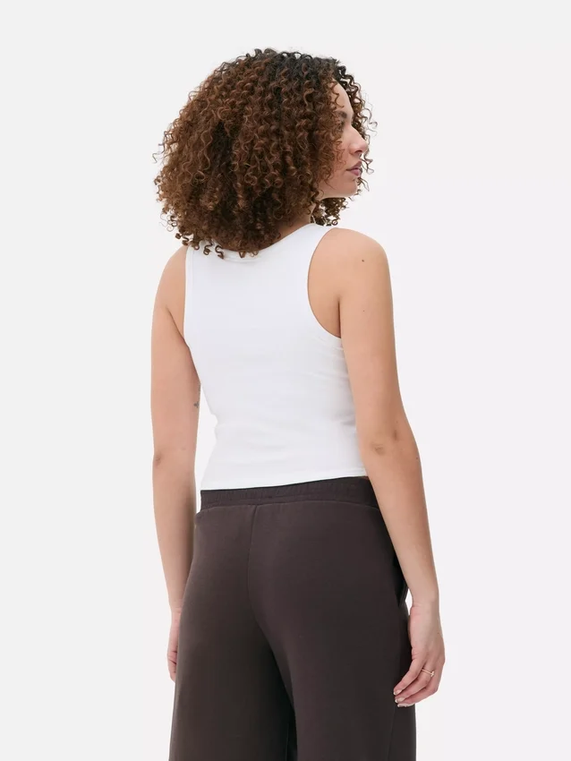 Camiseta sin mangas con espalda nadadora y canalé