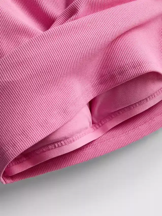 Camiseta sin mangas con sujetador incorporado de canalé