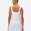 Camiseta sin mangas de corte largo